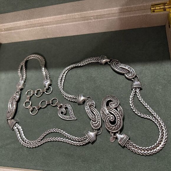 BRIGHTON FILIGREE HEART DESIGNER BELT – SILVER STATEMENT PIECE - Picture 7 of 17